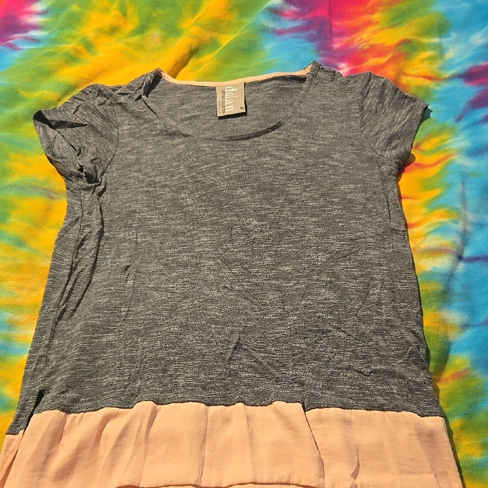 Gray and Coral Women's Top